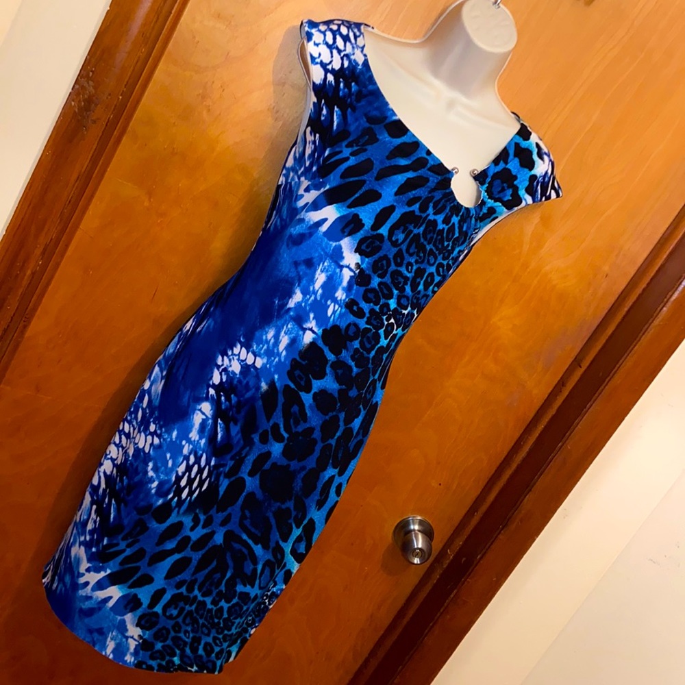 CACHÉ BLUE ANIMAL PRINT STRETCHY DRESS